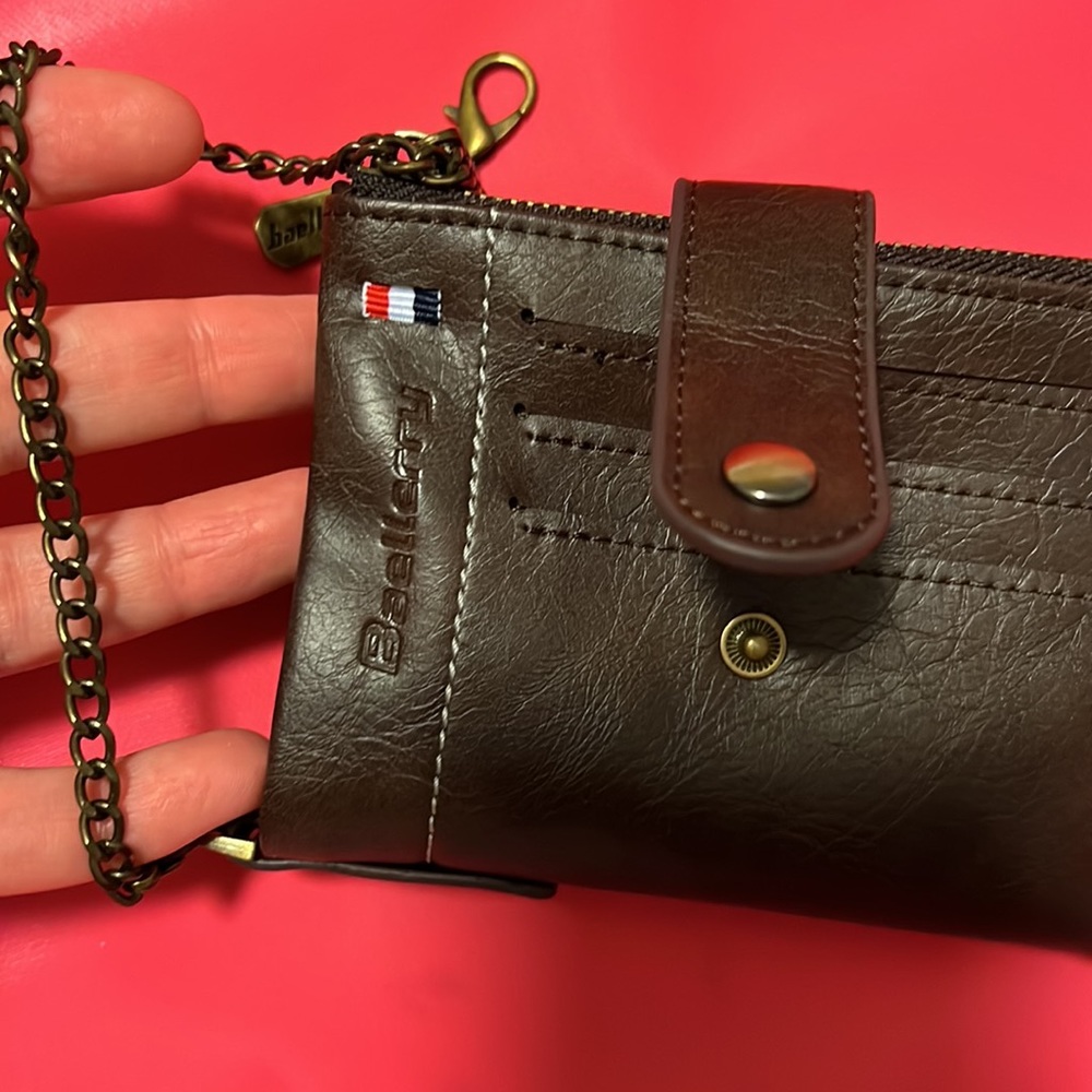 New wallet with chain